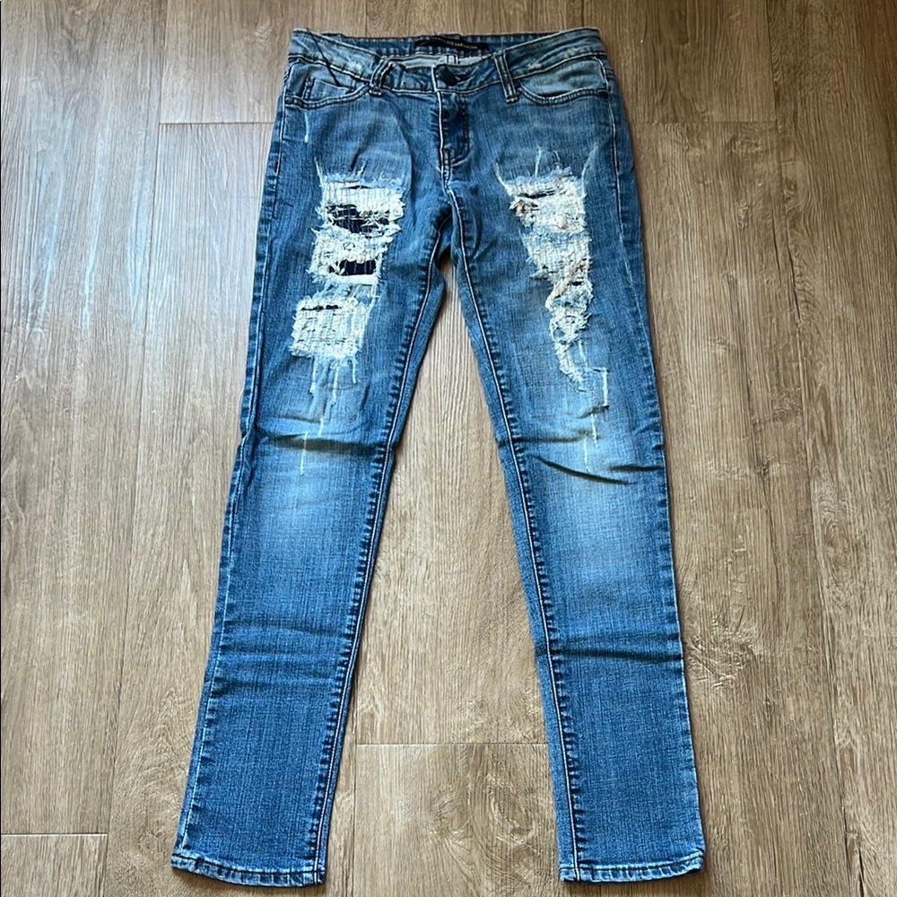 Urban Behavior Women’s Distressed Blue Skinny Jeans